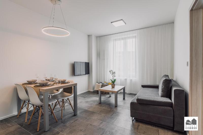 Standard Apartment image 2