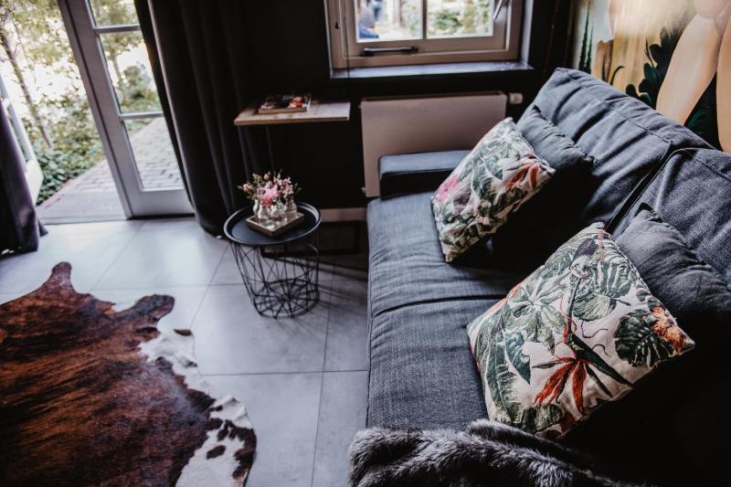 Double Room with Terrace image 3