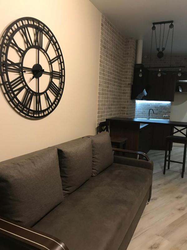 One-Bedroom Apartment image 1