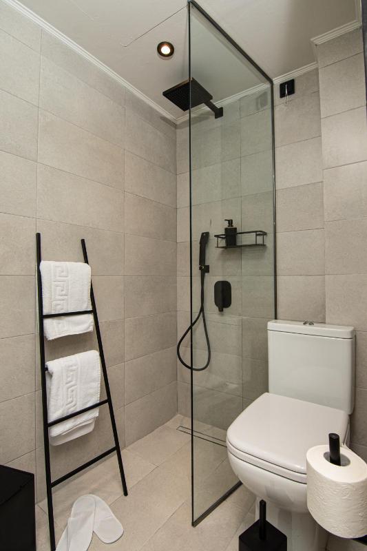 Double or Twin Room image 2