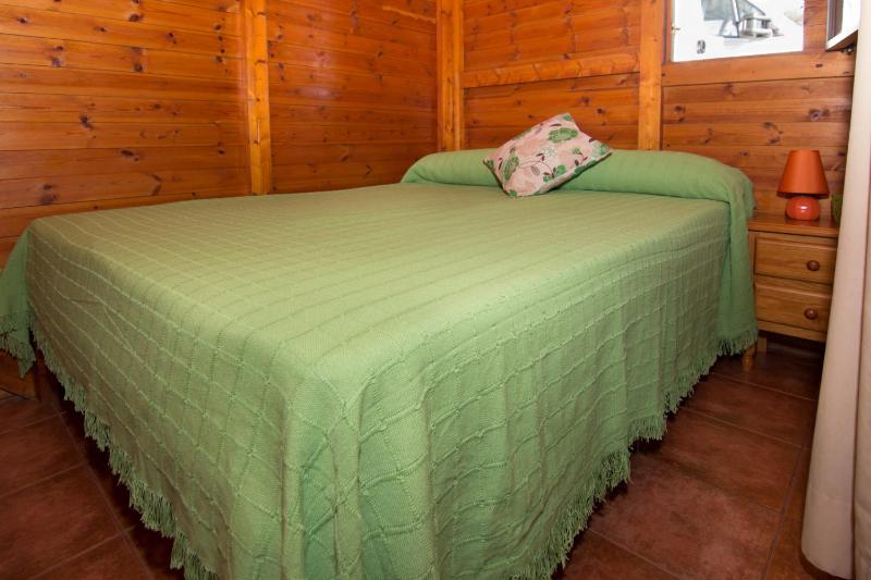 Two-Bedroom Bungalow image 4