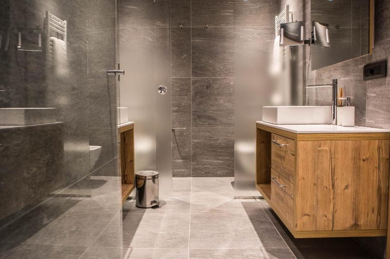 Standard Double or Twin Room image 2