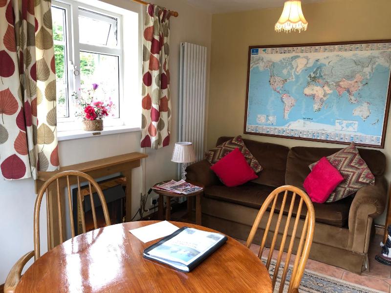 Junior Suite with Garden View image 3