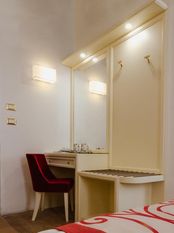 Hotel CittÃ  di Parenzo - image 36