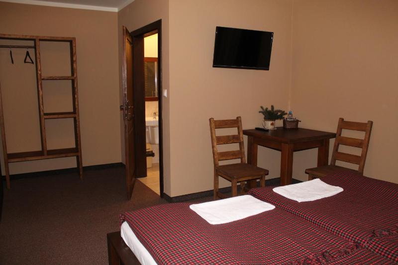 Double or Twin Room image 3