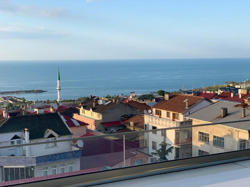 Deluxe King Suite with Terrace and Sea View image 3