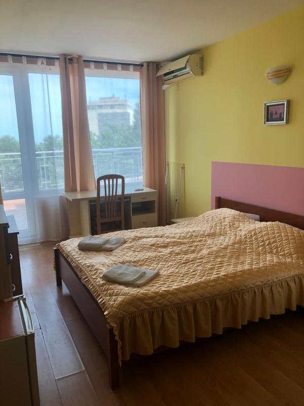 Double Room with Balcony and Sea View image 2