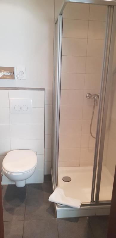 Single Room image 2