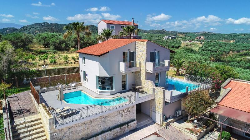 Maisonette with Private Pool image 1
