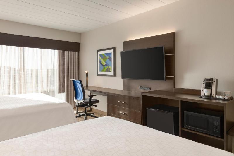 Standard Room image 4
