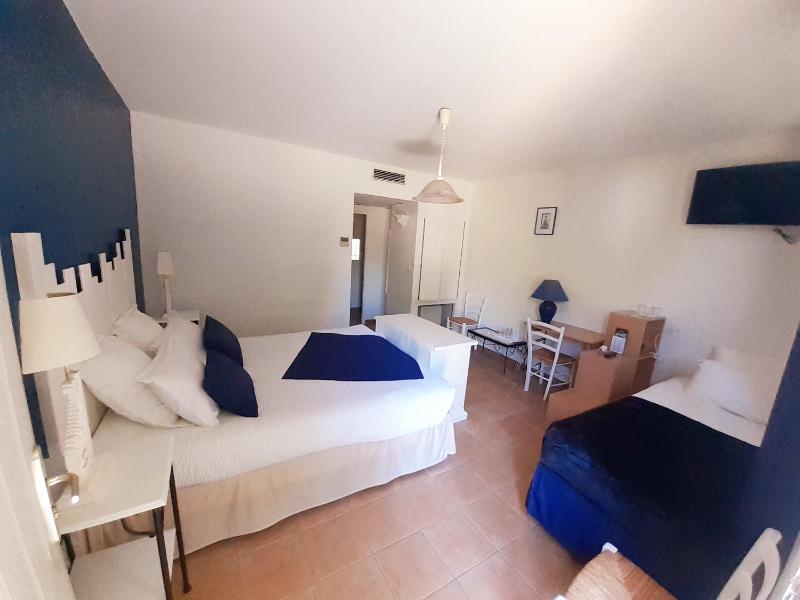 Triple Room image 2