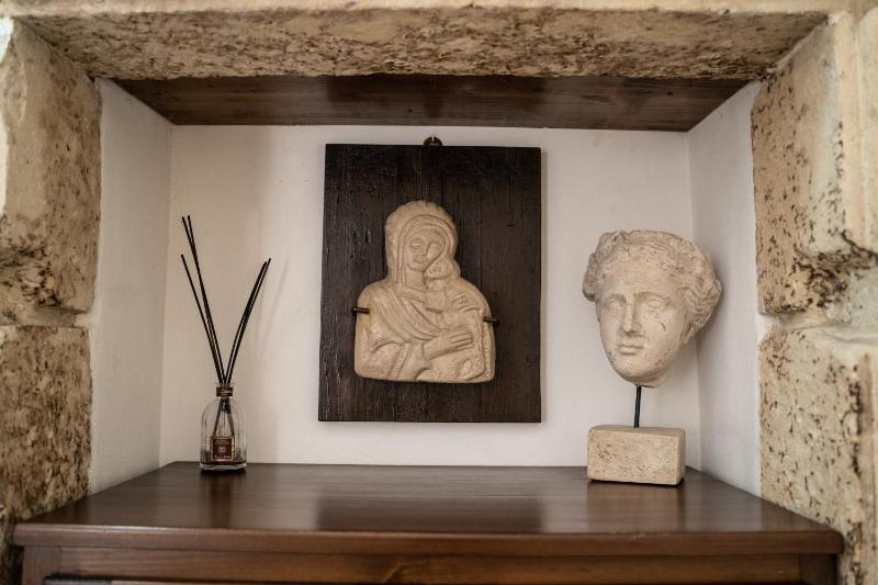 Palazzo Tranfo Al Duomo Accommodation - image 36