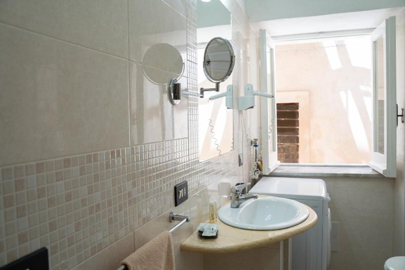 Palazzo Tranfo Al Duomo Accommodation - image 39