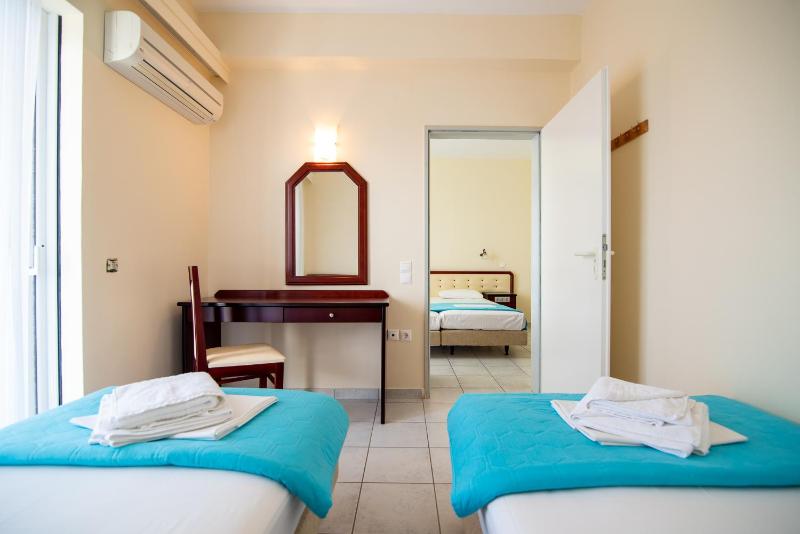Dionisos Hotel - image 9