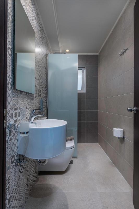 Olympia Hotel - image 28