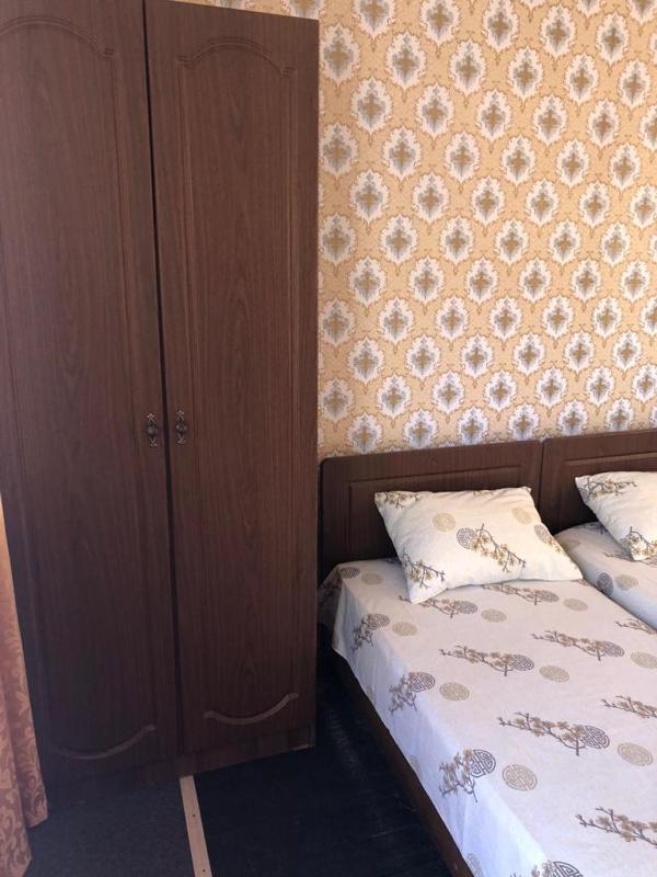 Budget Double Room image 3