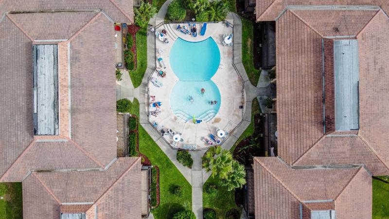 One-Bedroom Apartment image 2