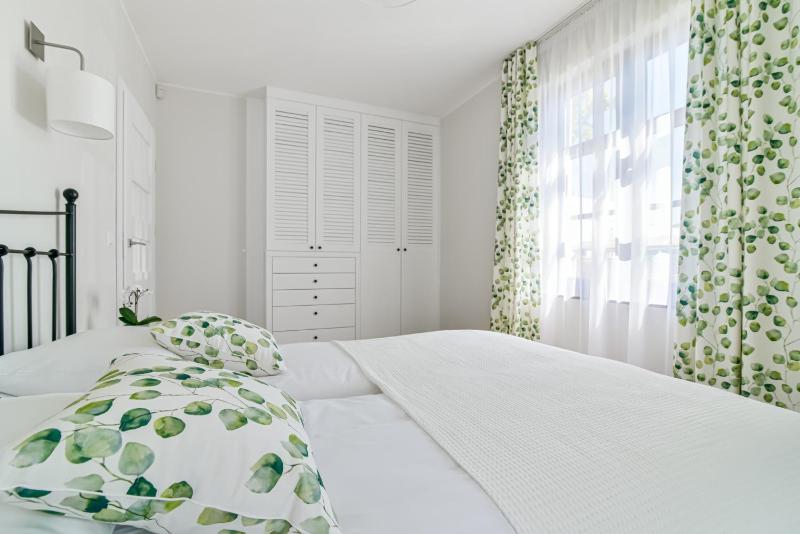 Villa Allegra Apartamenty z ogrodem i salą zabaw darmowy parking i leżaki 5minut do morza - image 19