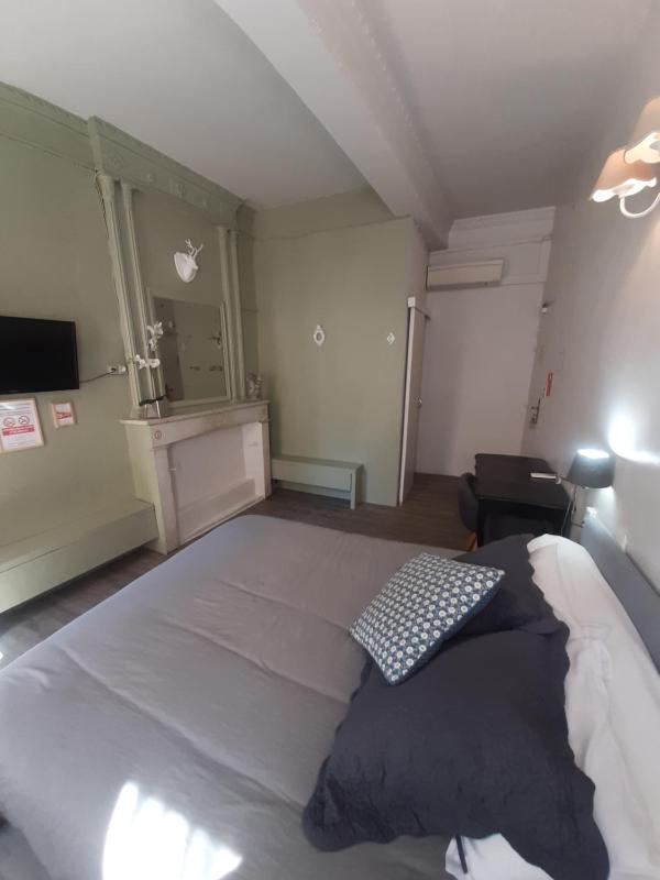 Superior Double Room image 3