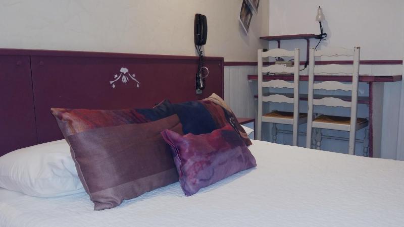 Hotel Mignon - image 8