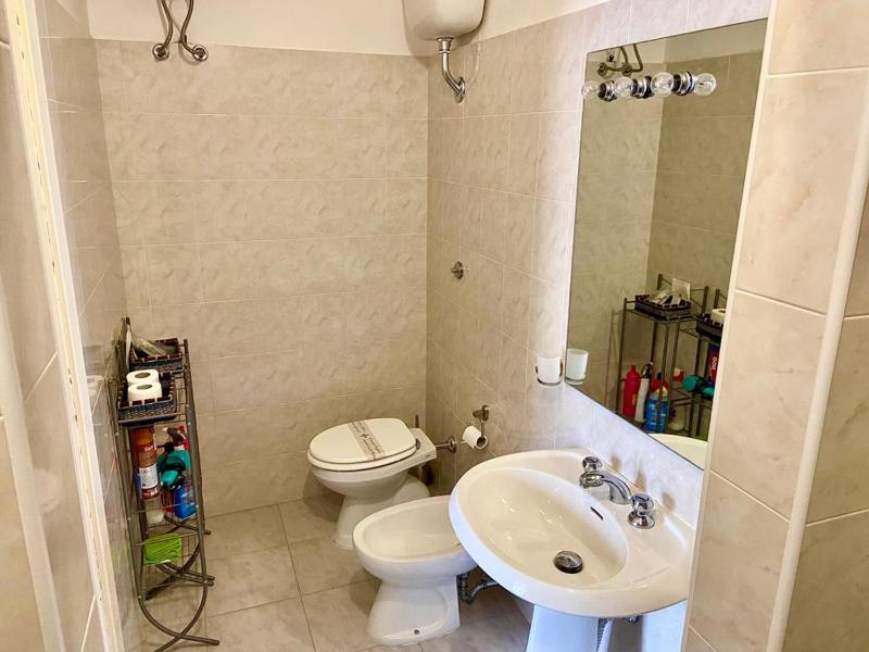 Single Room with Private Bathroom image 2