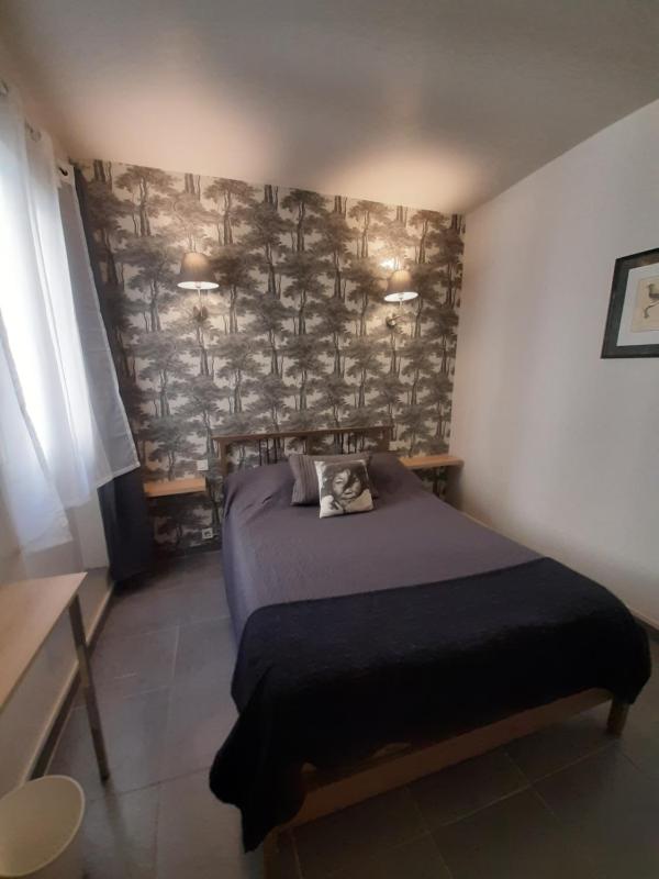 Economy Double Room image 2