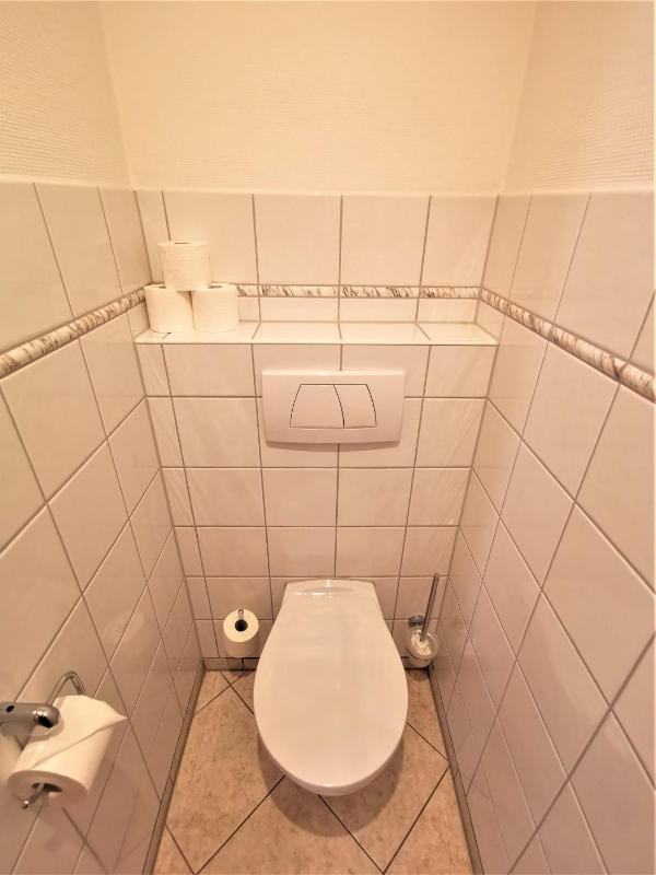 Superior One-Bedroom Apartment image 3