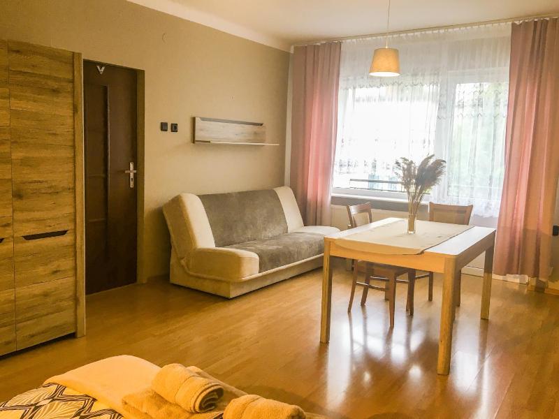 Deluxe Double Room with Balcony image 2