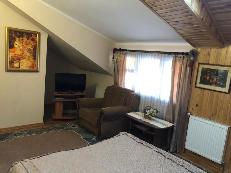 Standard Double Room image 2