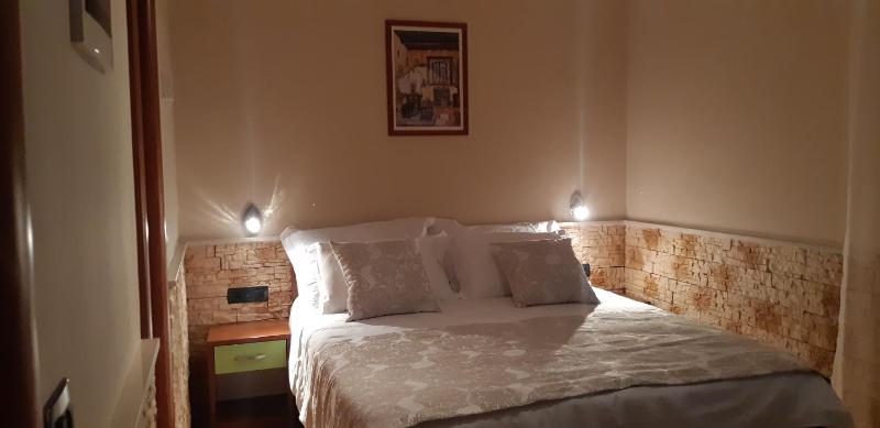 Double Room with Sea View image 3