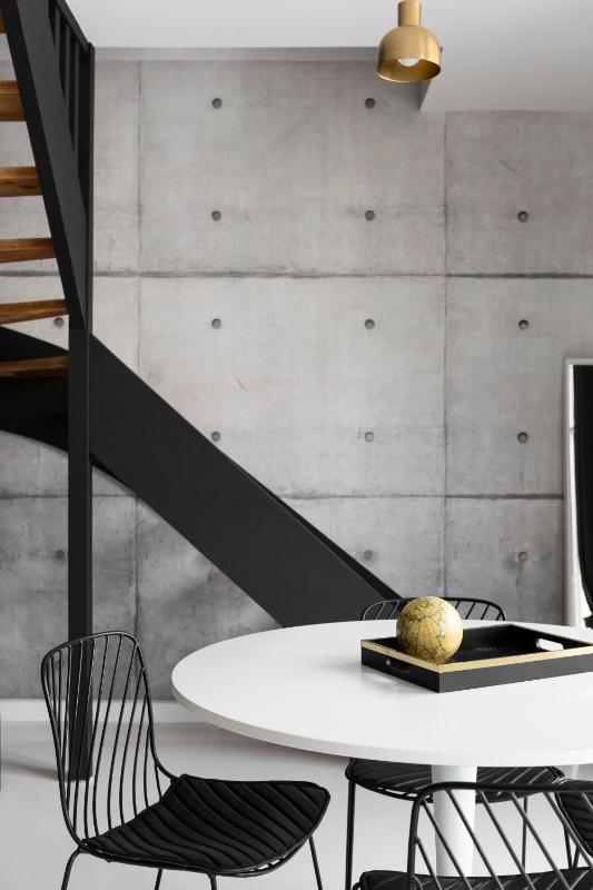 One-Bedroom Apartment image 2