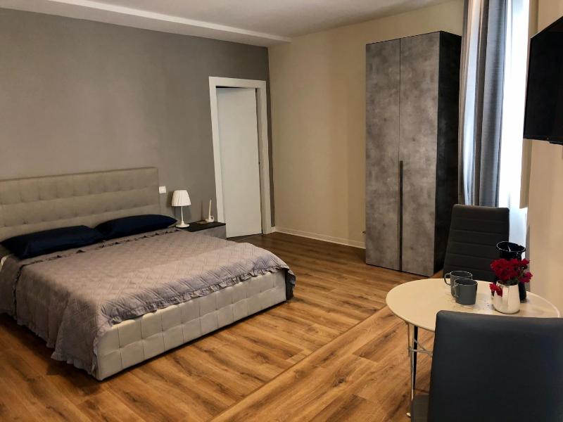 Deluxe Room image 4