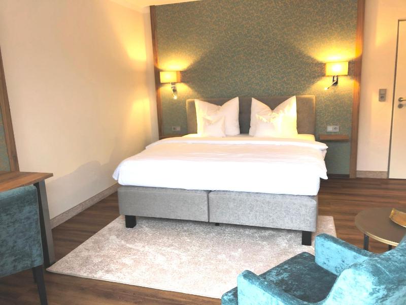 Premium Double Room with Single Occupancy image 4