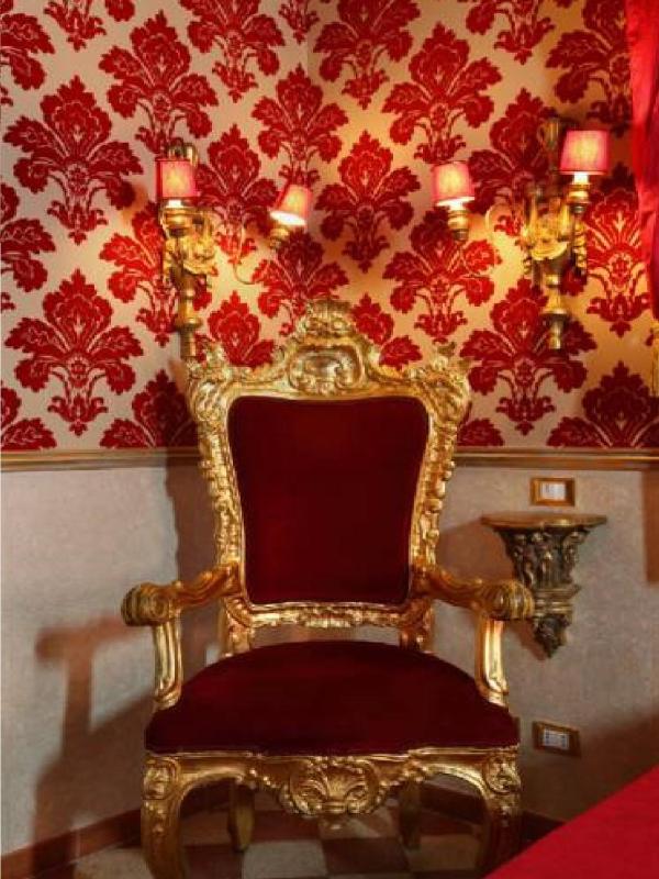 Quadruple Room image 4