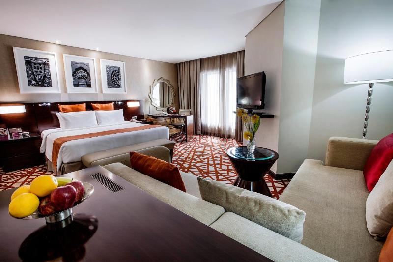Junior King Suite image 1