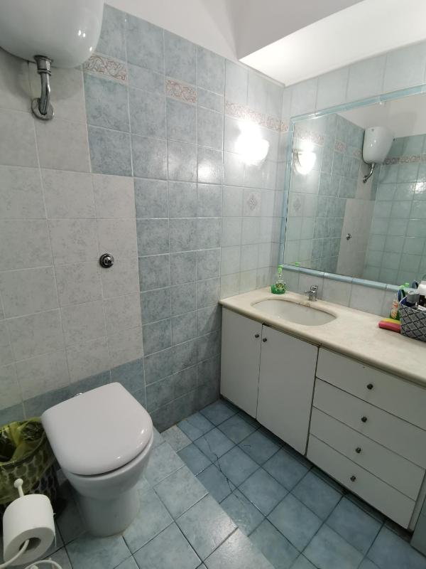 Double Room with Shared Bathroom image 3