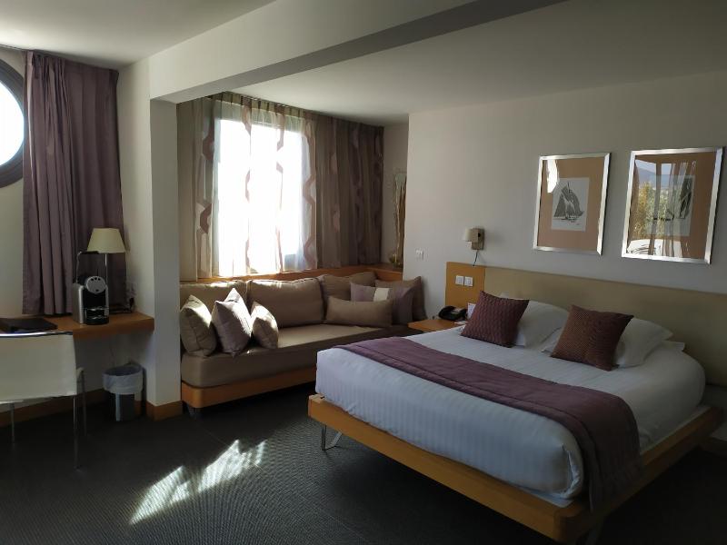 Best Western Premier Hotel Vieux-Port - image 41