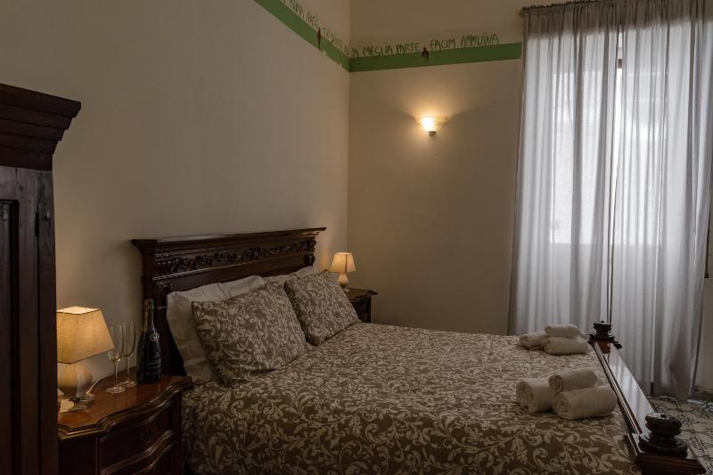 Economy Double Room image 3
