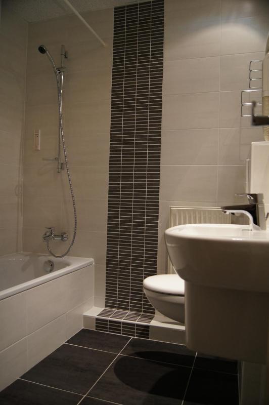Comfort Double Room with Shower image 4