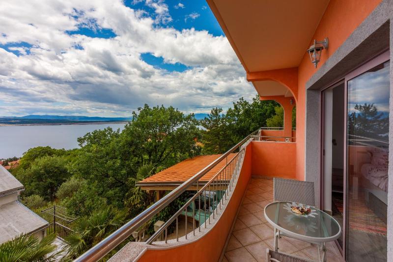 Studio with Sea View image 2