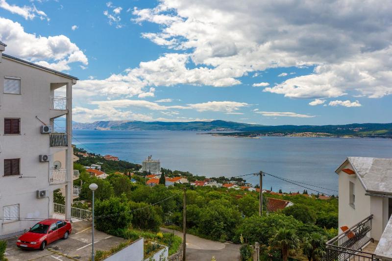 Studio with Sea View image 4