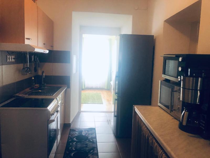 One-Bedroom Apartment image 1