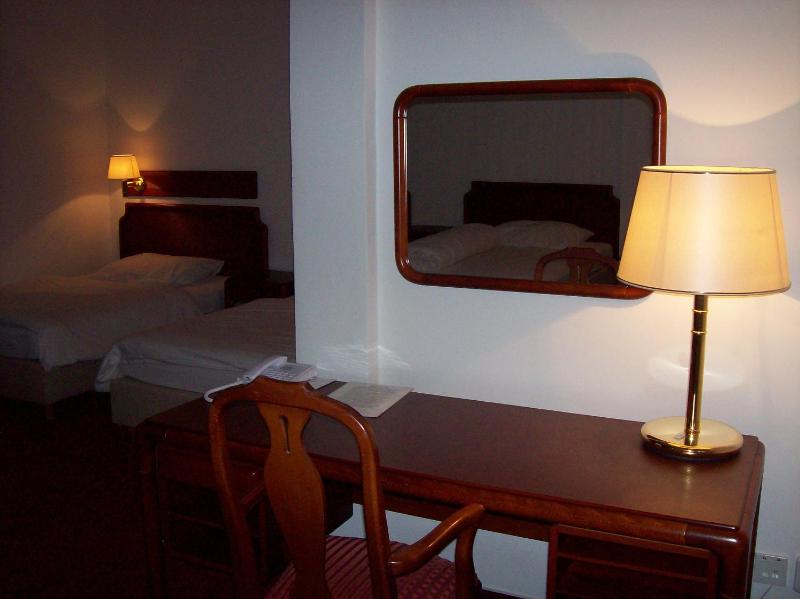 Quadruple Room image 4
