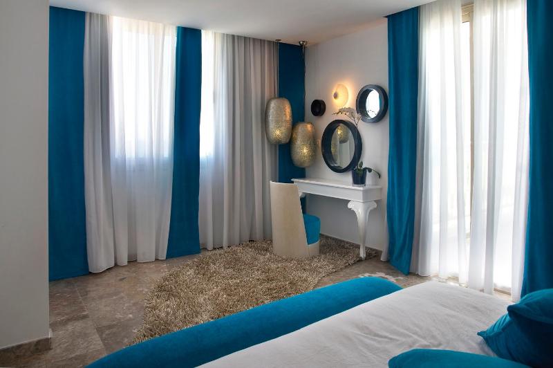 Althea Kalamies Luxury Villas - image 8