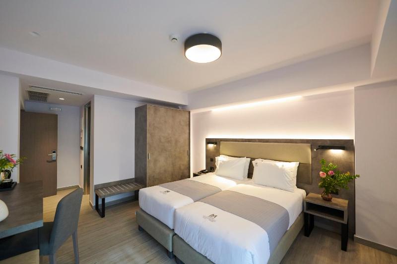 Superior Double Room image 1