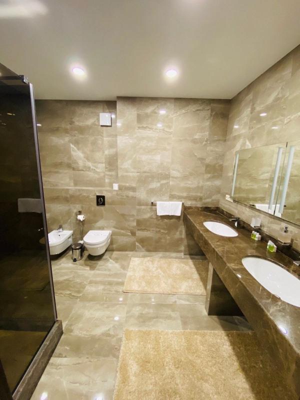 Presidential Suite image 2