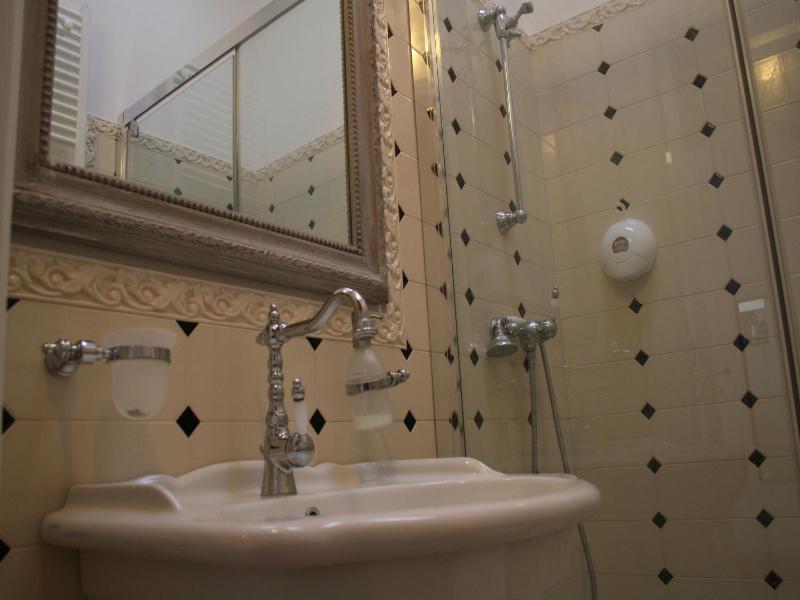 Family Apartment image 3