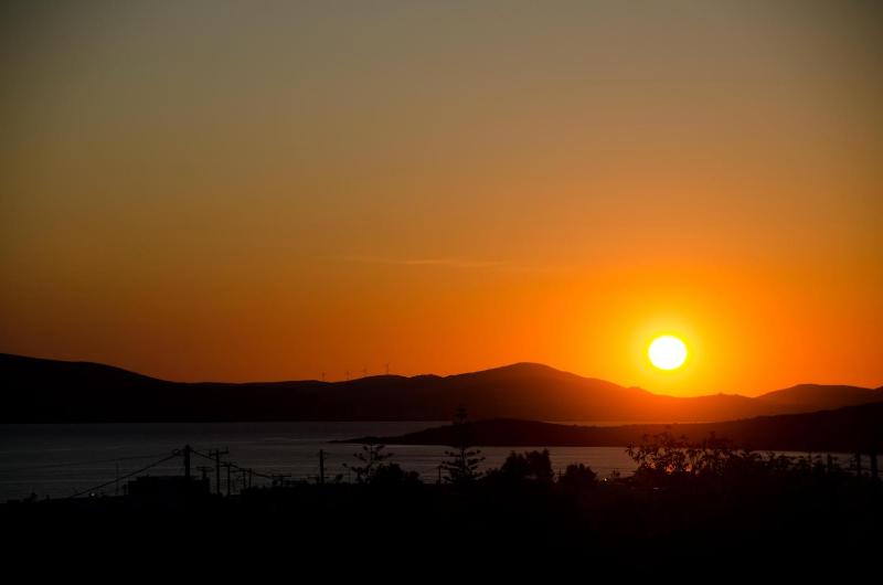 Two-Bedroom House image 4