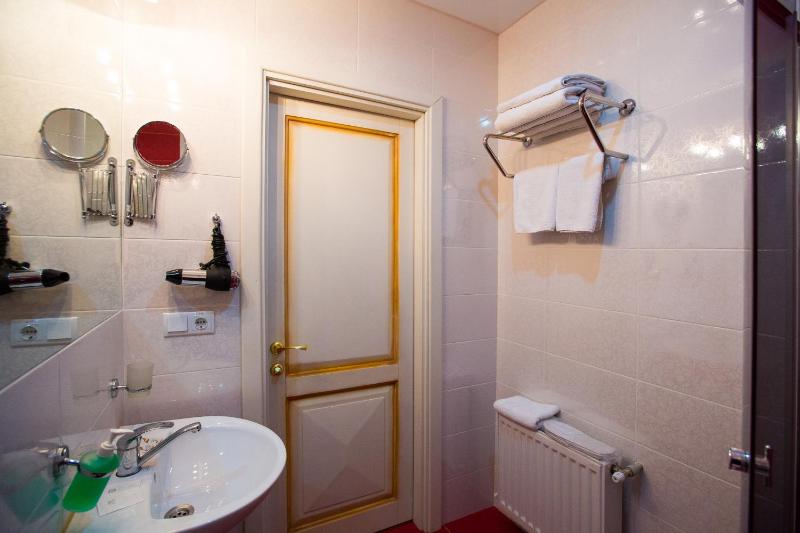 Superior Double Room image 1