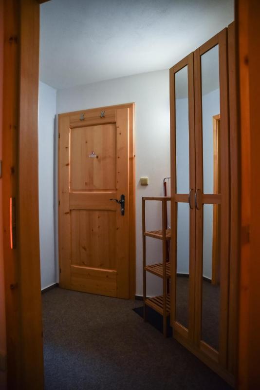 Double Room image 4